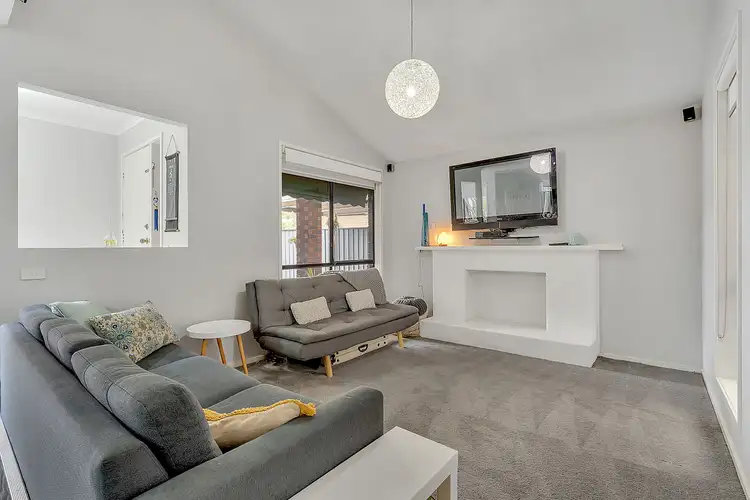 Sixth view of Homely house listing, 6 Gillingham Crescent, Craigieburn VIC 3064