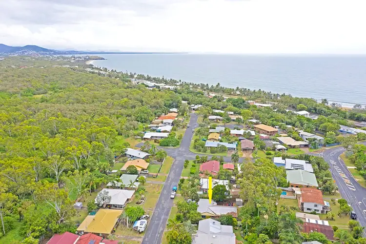 Fourth view of Homely house listing, 15 Joyce Avenue, Lammermoor QLD 4703
