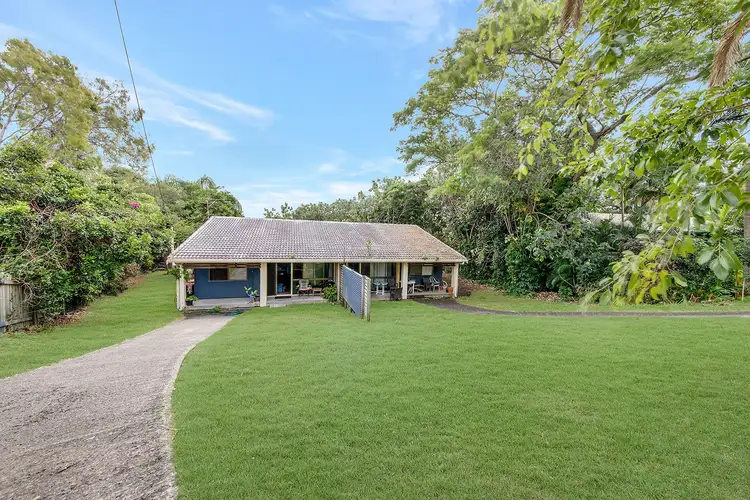 16 Seahorse Crescent, Lammermoor QLD 4703