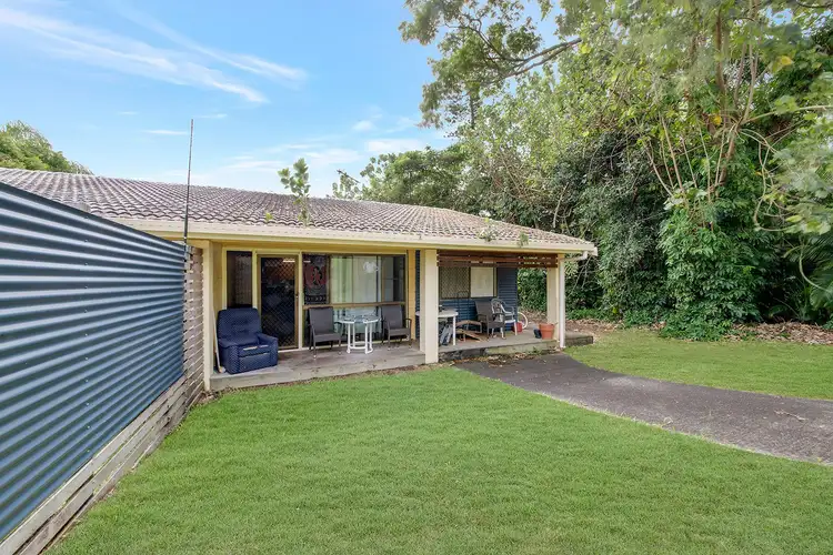 Second view of Homely semi-detached listing, 16 Seahorse Crescent, Lammermoor QLD 4703