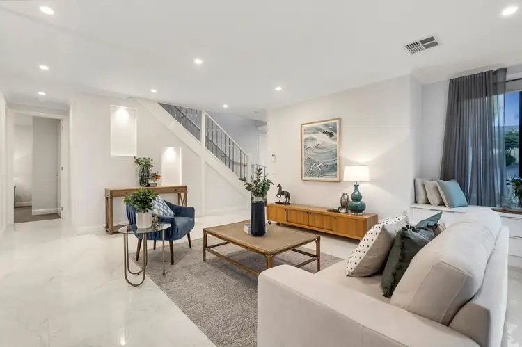 Fourth view of Homely house listing, 2 Wildwood Place, Mulgrave VIC 3170
