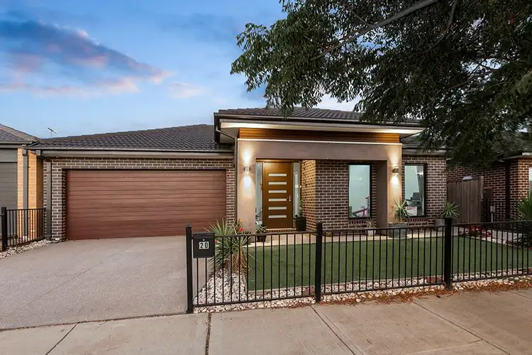 20 Bolivar Esplanade