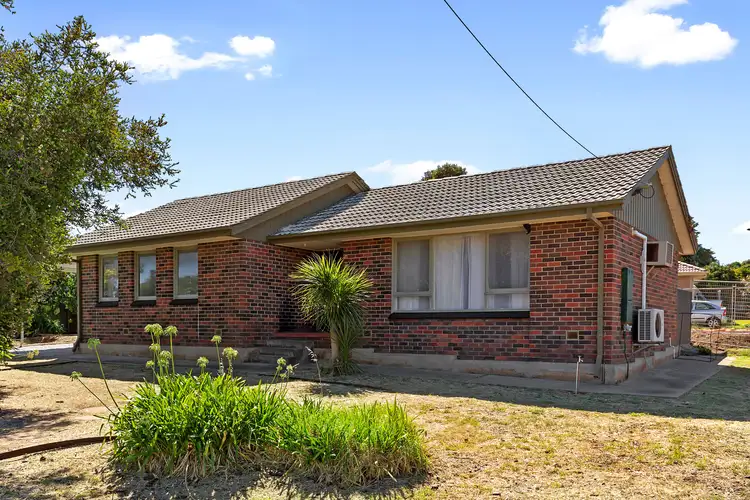 21 Fabian Crescent, Morphett Vale SA 5162