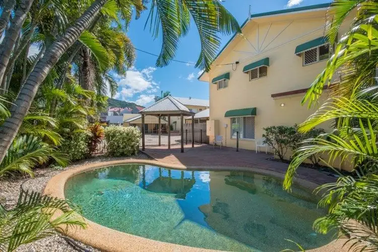 10/3-5 Tenni Street, Redlynch QLD 4870