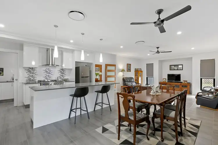 Sixth view of Homely house listing, 31 Tina Drive, Urangan QLD 4655