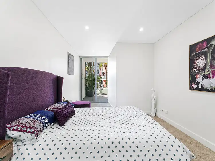 Sixth view of Homely apartment listing, 1/16 Dalgety Road, Sydney NSW 2000