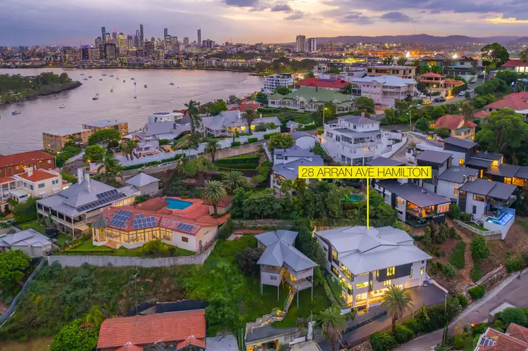 28 Arran Avenue, Hamilton QLD 4007