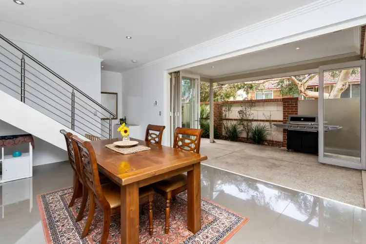 Fifth view of Homely house listing, 2 Dorset Cove, Mount Claremont WA 6010