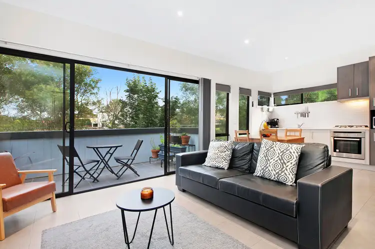 Second view of Homely townhouse listing, 3/123 Settlement Road, Bundoora VIC 3083