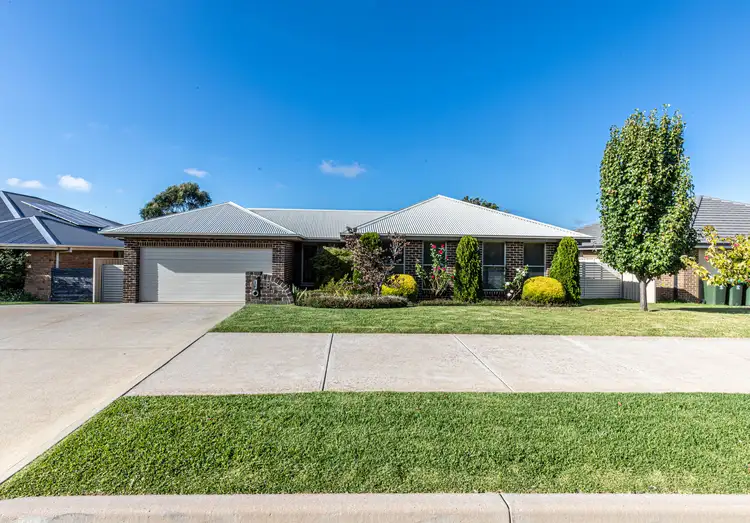 81 Diamond Drive, Orange NSW 2800