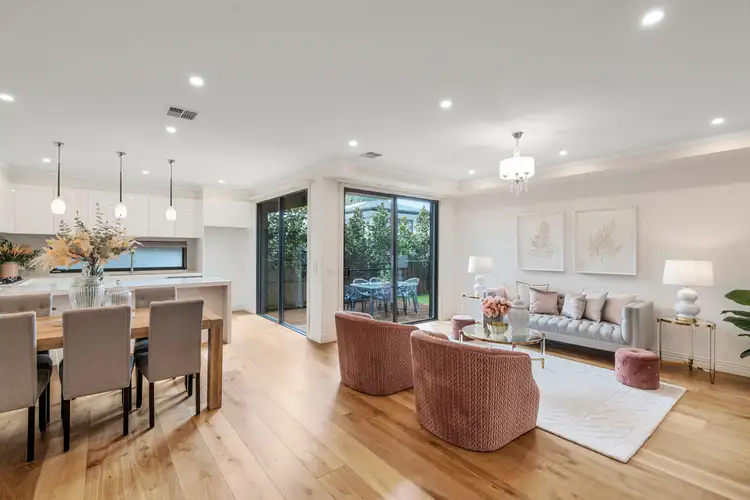2/8 Lemon Road, Balwyn North VIC 3104