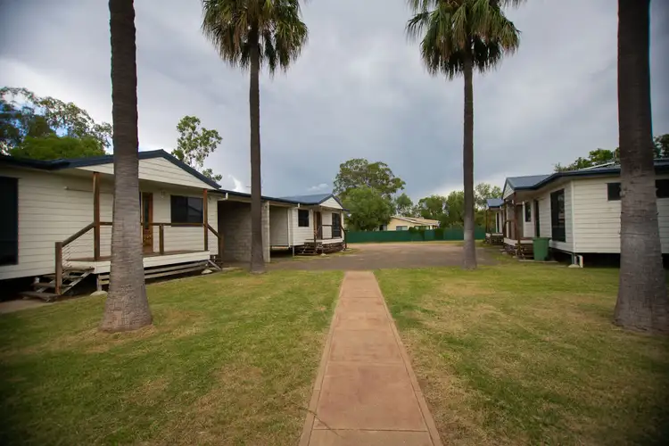 84-86 Northern Road, Roma QLD 4455