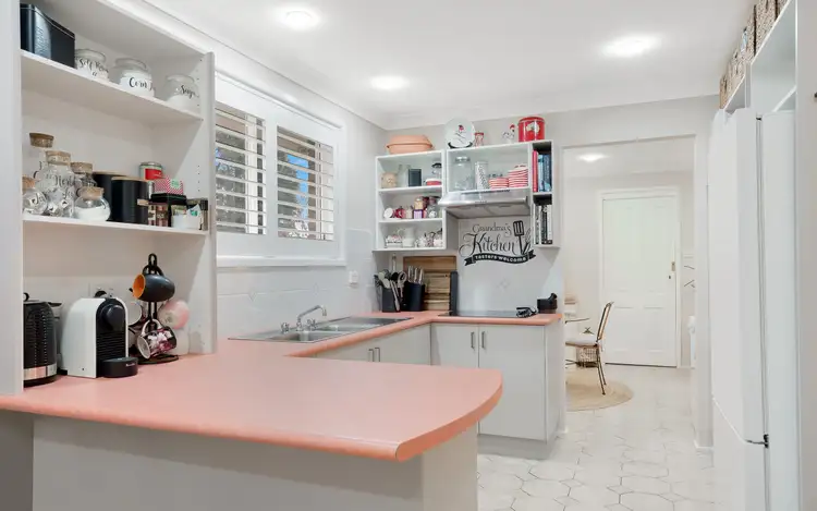 Fifth view of Homely house listing, 2 Brial Place, Minto NSW 2566