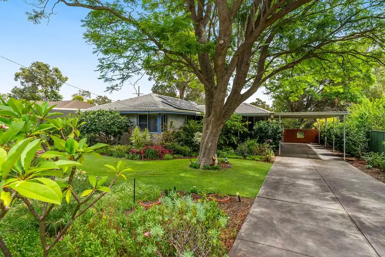 9 Casuarina Road, Maida Vale WA 6057