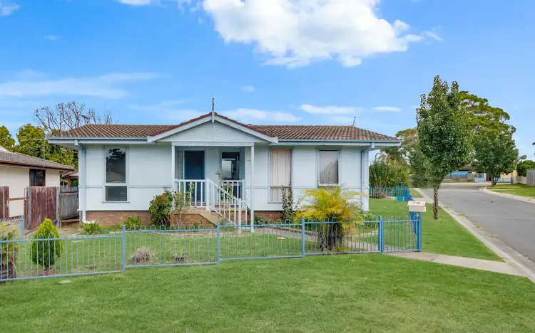 15 Lacocke Way, Airds NSW 2560