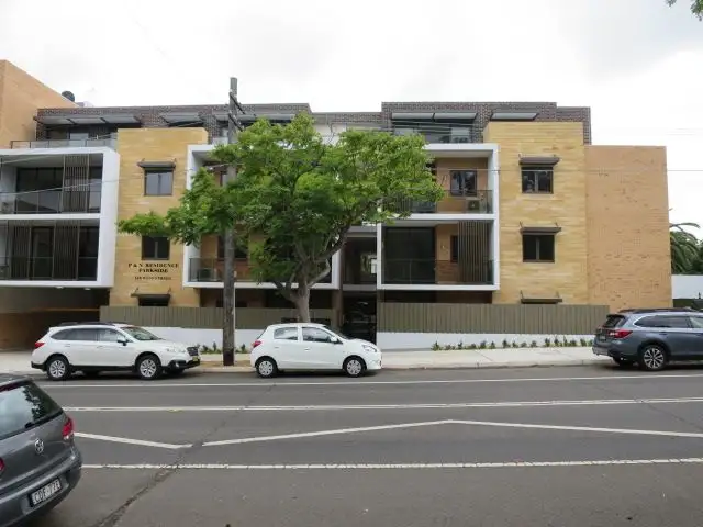 1-15 West Street