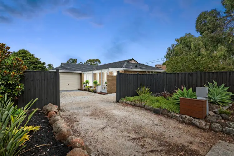 30 Oaklands Crescent, Frankston VIC 3199