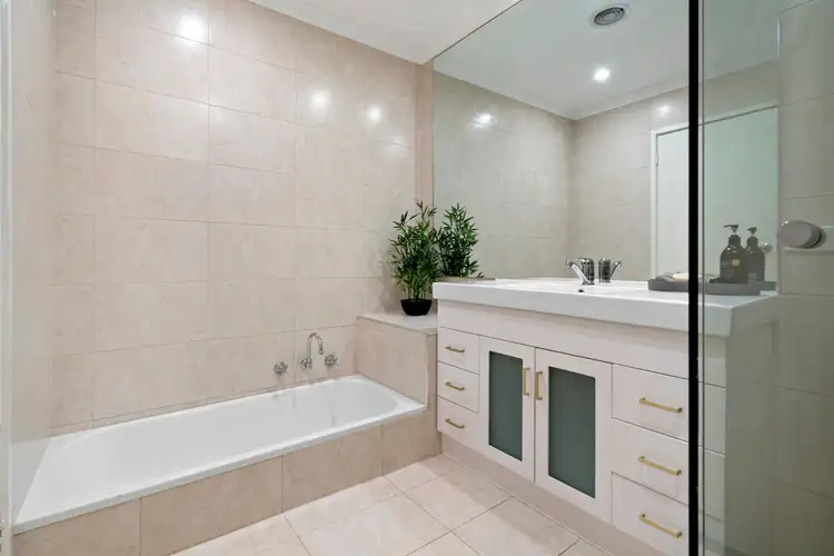 Sixth view of Homely house listing, 30 Oaklands Crescent, Frankston VIC 3199