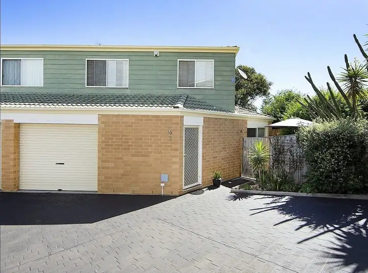 2/236 Cresthaven Avenue, Bateau Bay NSW 2261