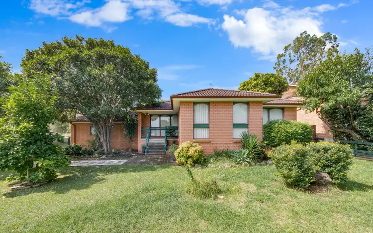 8 O'Malley Place, Glenfield NSW 2167