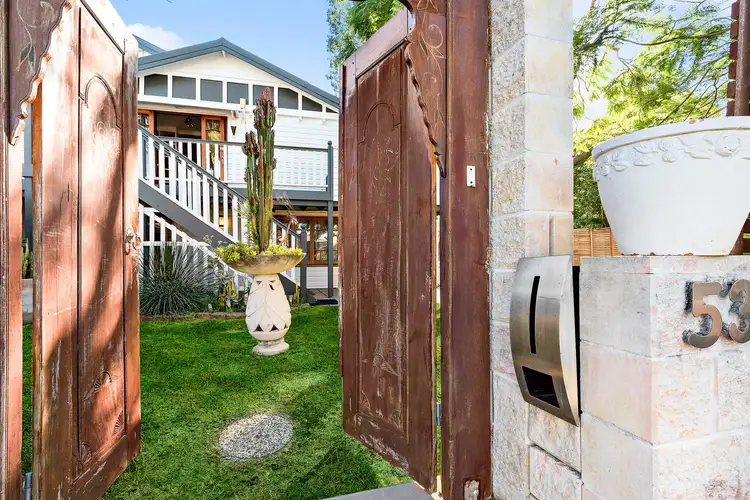 53 Anthony Street, Hamilton QLD 4007