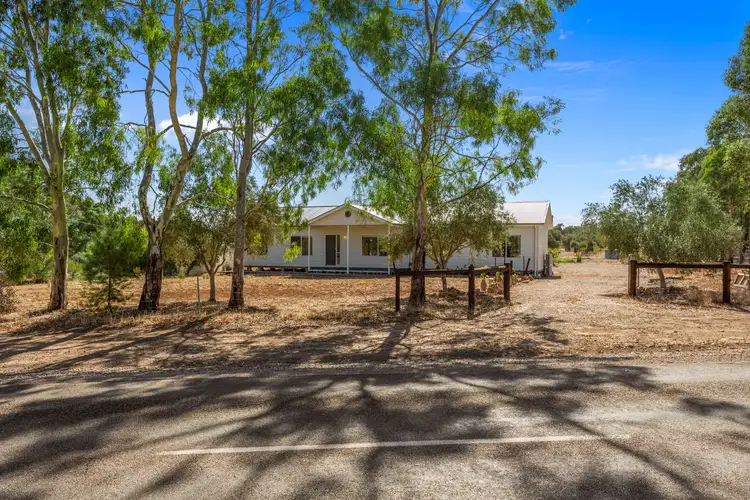 137 Saddleworth Road, Auburn SA 5451