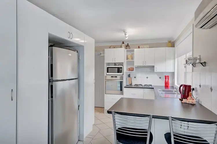 Sixth view of Homely house listing, 2 Ferntree Close, Glenmore Park NSW 2745