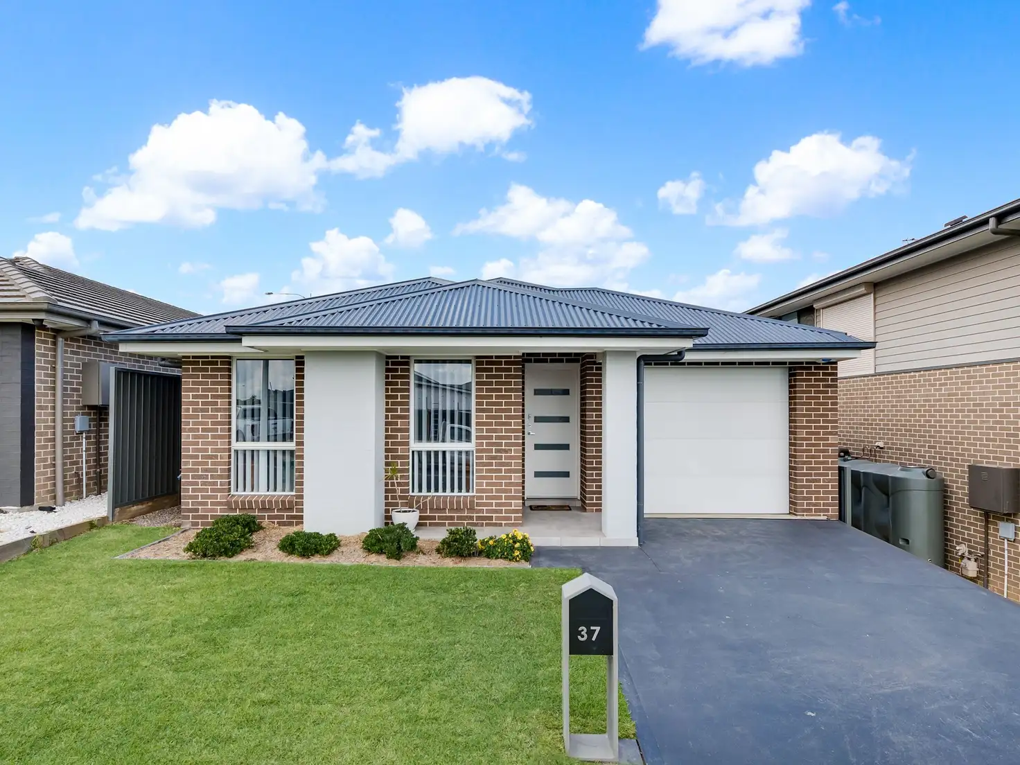 Main view of Homely house listing, 37 Jennings Crescent, Spring Farm NSW 2570