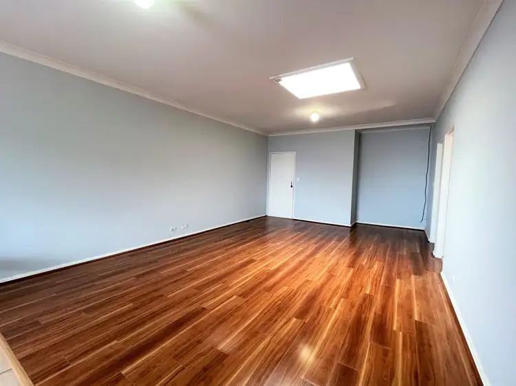 21 Railway Street