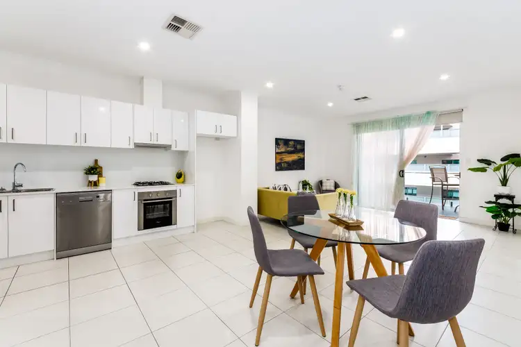 206/25 Warner Avenue, Findon SA 5023
