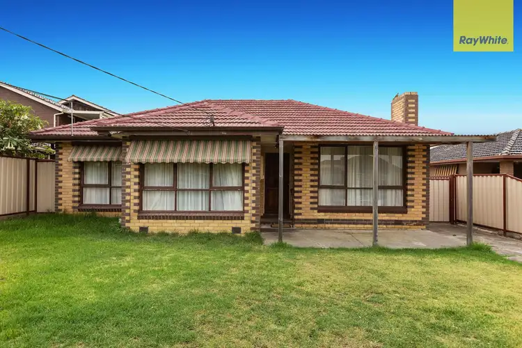 56 Errington Road, St Albans VIC 3021