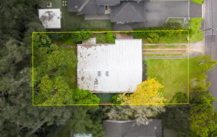 Second view of Homely house listing, 10 Walpole Place, Wahroonga NSW 2076