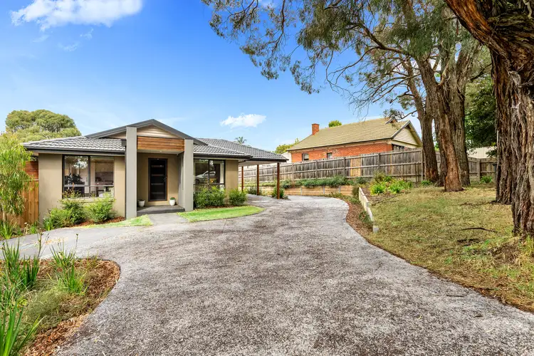 Main view of Homely unit listing, 1/162 Yarra Road, Croydon North VIC 3136