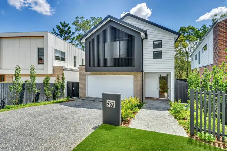 29A Almavale Street, Carindale QLD 4152