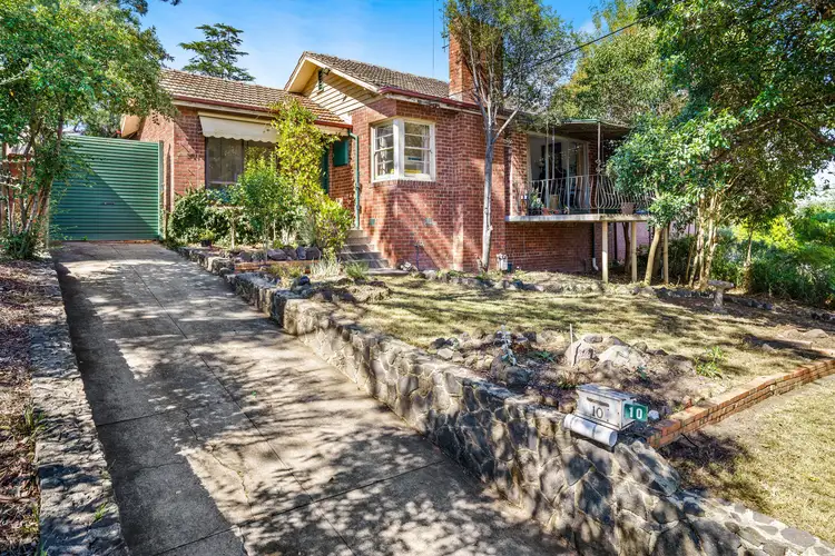 10 St Andrews Avenue, Rosanna VIC 3084