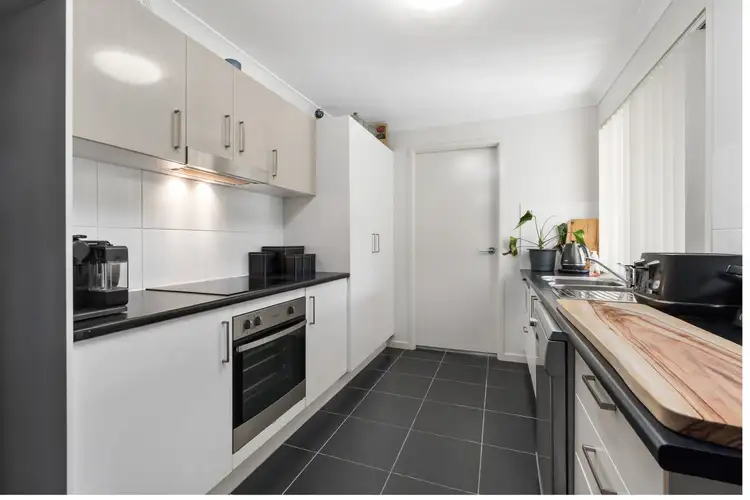 Fourth view of Homely house listing, 32 Tasman Street, Oberon NSW 2787