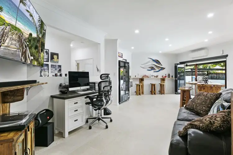 Fifth view of Homely house listing, 10 Nottinghill Gate Drive, Arundel QLD 4214