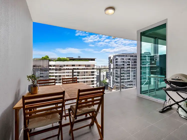 1608/30 Festival Place, Newstead QLD 4006