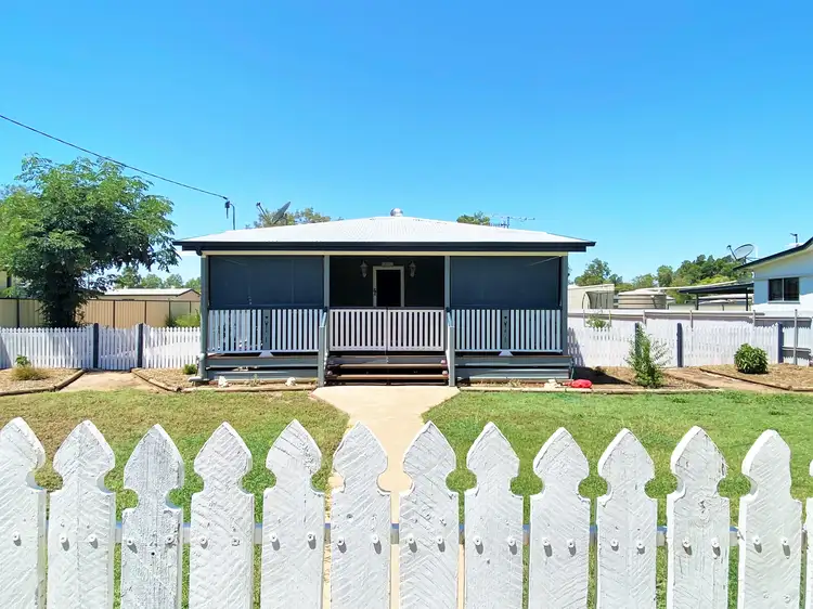 106 Cassowary Street, Longreach QLD 4730