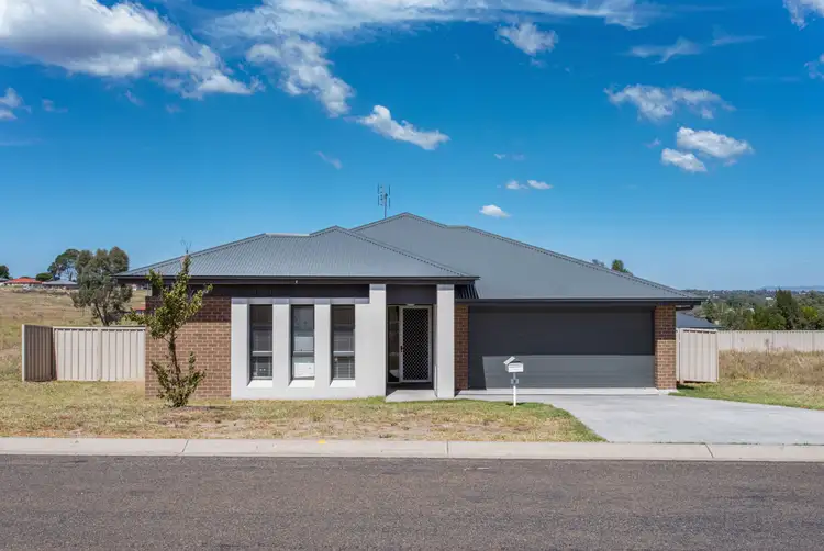 5 Burgundy Street, Cowra NSW 2794