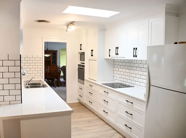 Sixth view of Homely house listing, 4 Mountain View Road, Mudgee NSW 2850