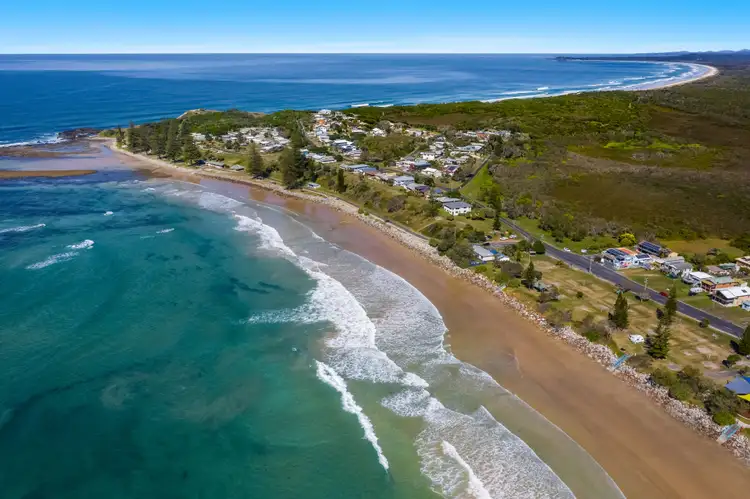 Third view of Homely house listing, 92 Ocean Road, Brooms Head NSW 2463
