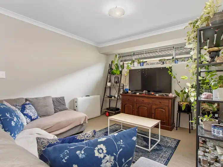 Second view of Homely house listing, 21 Huggins Way, Baldivis WA 6171