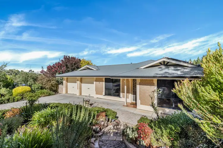 11 Duncan Crescent, Mount Barker SA 5251