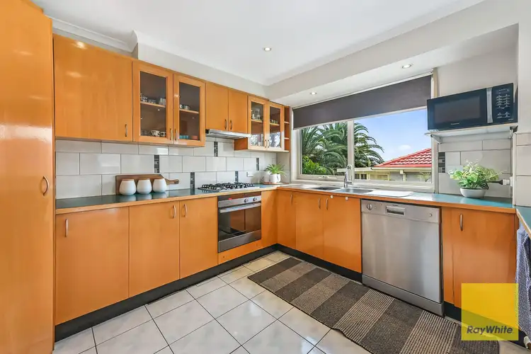 Fourth view of Homely house listing, 2 Edis Court, Endeavour Hills VIC 3802