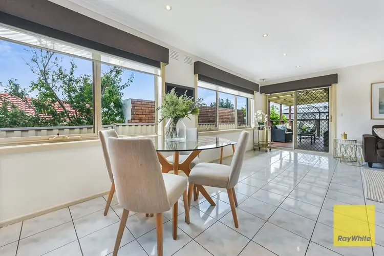 Fifth view of Homely house listing, 2 Edis Court, Endeavour Hills VIC 3802