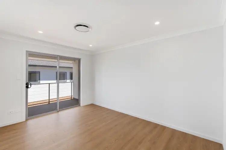 Sixth view of Homely house listing, 1/6-8 Boronga Crescent, Berkeley NSW 2506