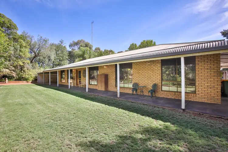 82 New Britain Road, Robinvale VIC 3549