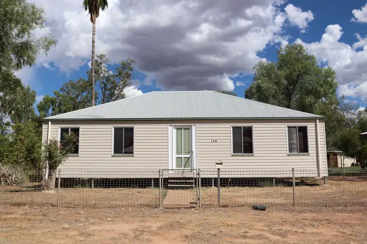 158 Galatea Street, Charleville QLD 4470