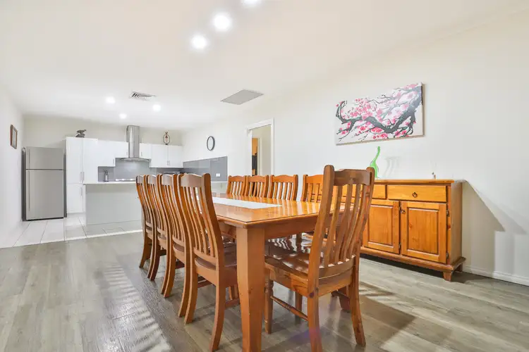 Sixth view of Homely house listing, 2 Cabernet Court, Mildura VIC 3500